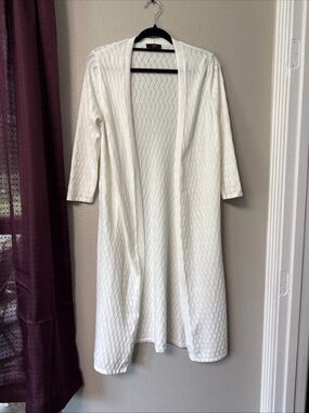 RB11 Tahari White Knit Open Cardigan Size Small